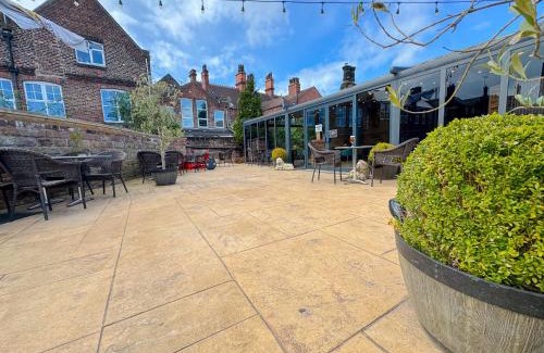Rotherham Hotel | The George Wright Boutique Hotel, Bar & Restaurant