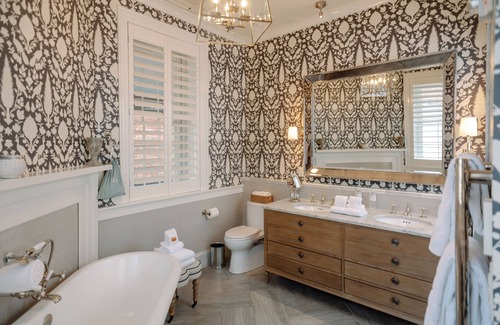 Lexington Hotel | The Georges