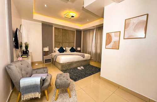Port Harcourt Hotel | The Gibs Hotel