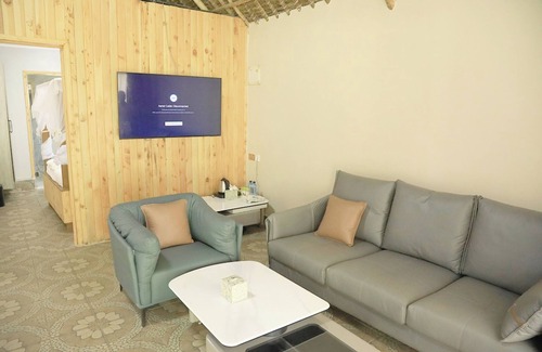 Langata Hotel | The Giraffe Cottage