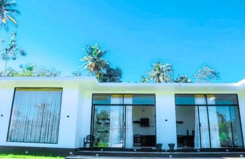 Weligama Apartment | The Glade