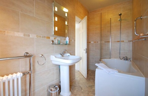 Dwygyfylchi Hotel | The Gladstone