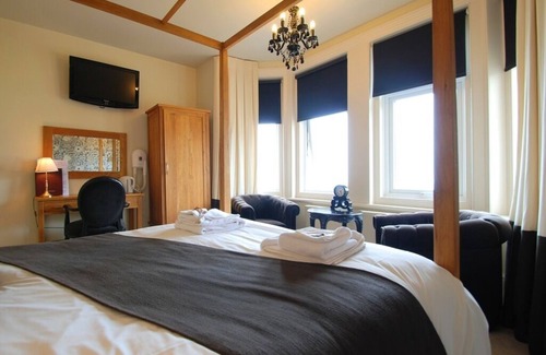 Dwygyfylchi Hotel | The Gladstone