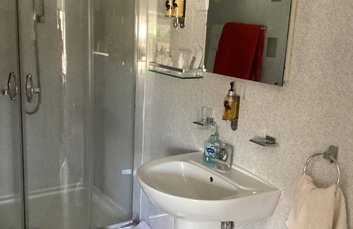 Torquay City Centre Bed & Breakfast | The Glenwood