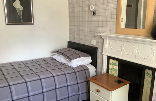 Torquay City Centre Bed & Breakfast | The Glenwood