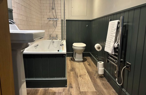 Weymouth Hotel | The Golden Lion