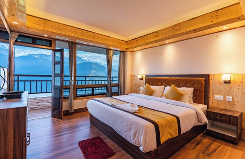 Pelling Hotel | The Golden Retreat Hotel in Pelling