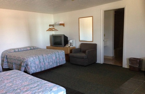Panguitch Hotel | The Golden Spur
