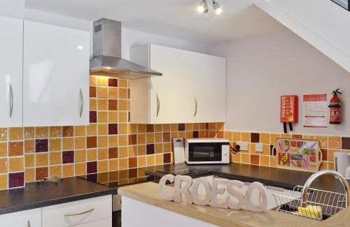 Aberaeron House | The Granary - Or3