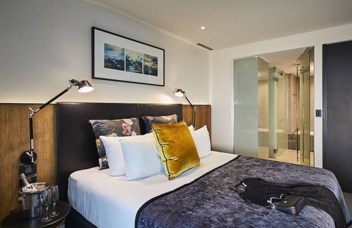 Auckland Central Business District Hotel | The Grand by SkyCity