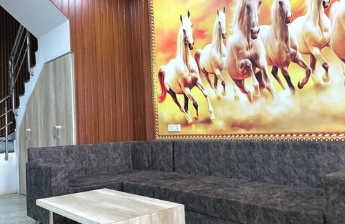 Indore Hotel | The Grand Chetak Inn