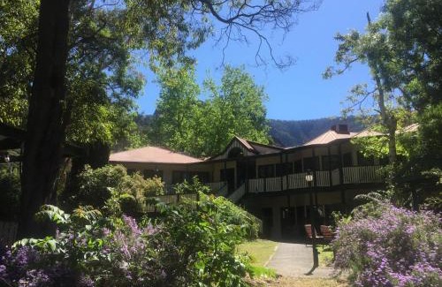 Halls Gap Hotel | The Grand Halls Gap