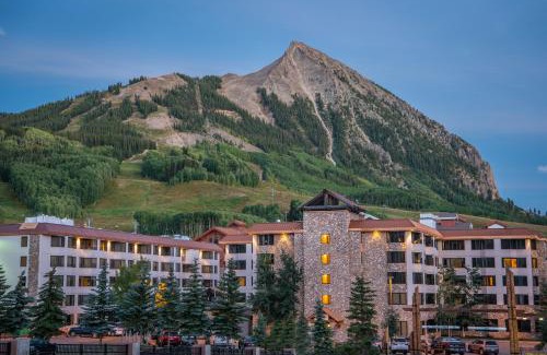 Crested Butte Hotel | The Grand Lodge Hotel and Suites
