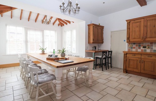 Flamborough Cottage | THE GRANGE, pet friendly, character holiday cottage in Flamborough
