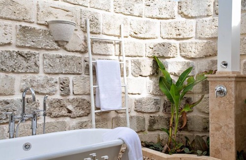 Little Battaleys Villa | The Great House - Twelve Bedroom Villa, Sleeps 30