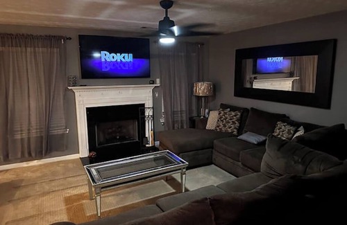 Ellenwood House | The Great White Escape Room