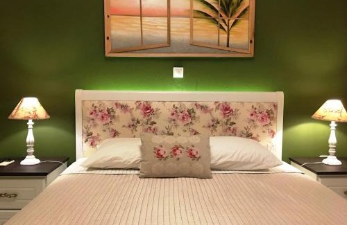 Kato Galatas Apartment | The Green Apartment, 1 min walk from Kalamaki beach