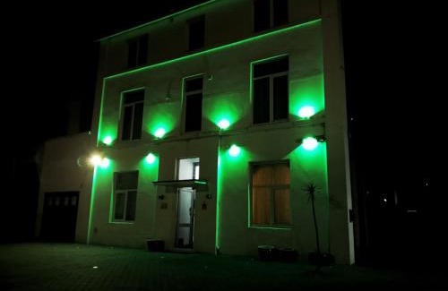 Portsmouth Apartment | The Green Light House Studio 24 - Free Private Parking