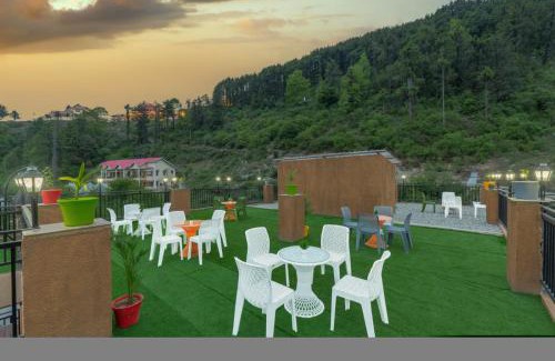 Fagu Hotel | The Green Trails I Vacations I Conference I MICE I Family Events I Open Air Terrace I Sky Bonfire I Kufri by Exotic Stays