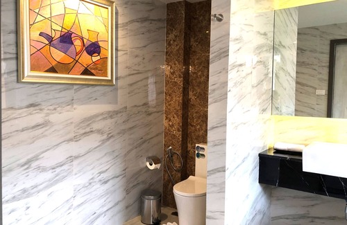 Bang Sao Thong Hotel | The Green View Hotel
