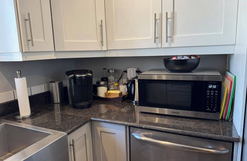 Algoma District House | The Gryphon - Elliot Lake - 6-8 people