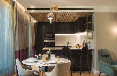 Westminster Hotel | The Guardsman Hotel and Residences