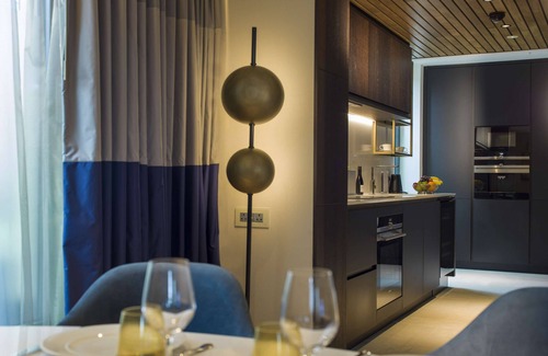Westminster Hotel | The Guardsman Hotel and Residences