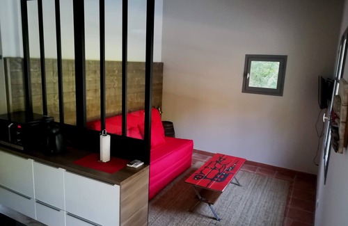 Le Castellet House | The Guest house carmagnole Guest House