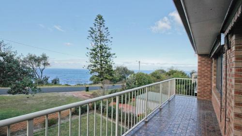 Bermagui House | The Gull Ocean views family home Bermagui