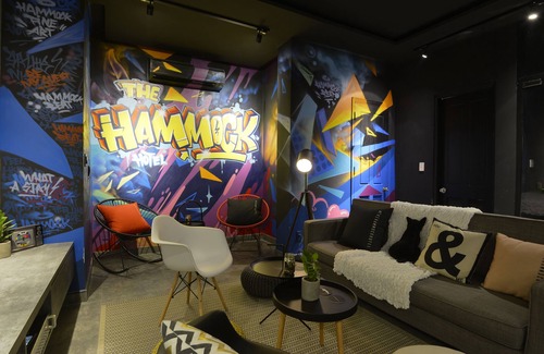 Nguyen Thai Binh Hotel | The Hammock Hotel Fine Arts Museum
