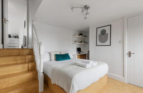 Golders Green Apartment | The Hampstead Hideaway - Free Parking - Close to Central LDN