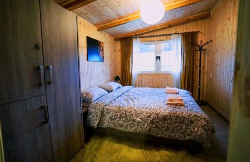 Zitsa House | The Happy Cottage