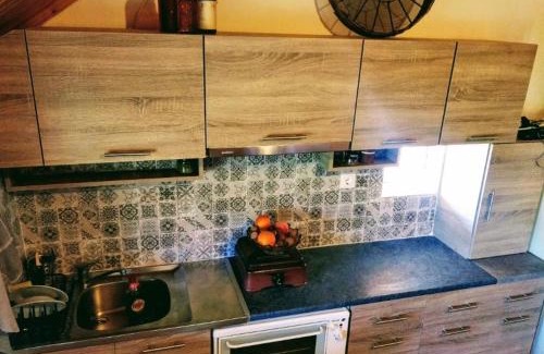 Zitsa House | The Happy Cottage