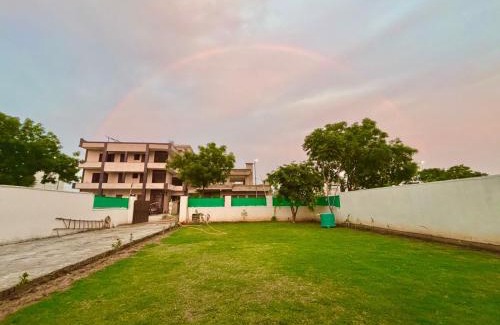 Chandigarh House | The Happy Hangout