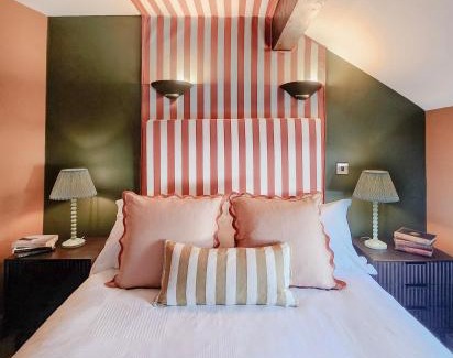 Bowland Bridge Hotel | The Hare & Hounds Inn