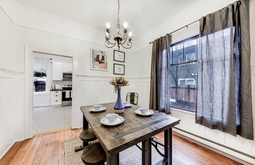 North End House | The Harvey House: 6th Ave, UPS, UW, Ruston