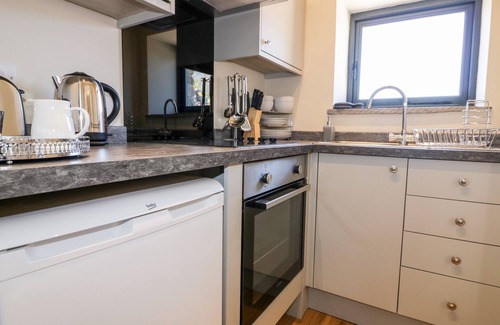 Bodmin Cottage | THE HAYLOFT, romantic, character holiday cottage in Bodmin