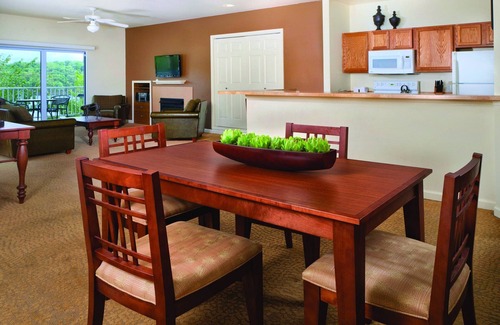 Osage Beach Resort | The heartland at Lake of the Ozarks!