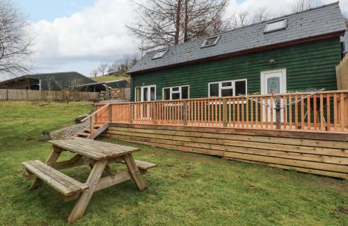 Clydey House | The Hen Pen