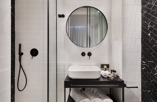 Kerem HaTeimanim Hotel | The Herbert