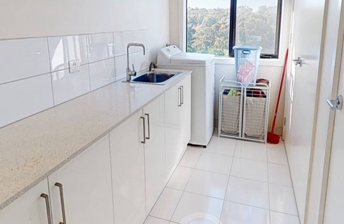 Wallan Other | The Hidden Paradise in the Valley Farmhouse