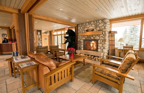 Banff Hotel | The Hidden Ridge Resort