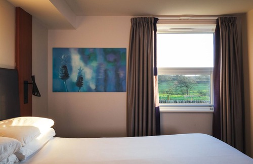 North East Derbyshire Hotel | THE HIDE
