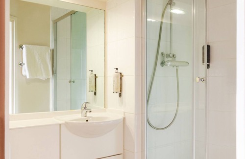North East Derbyshire Hotel | THE HIDE