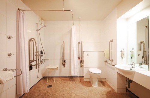 North East Derbyshire Hotel | THE HIDE