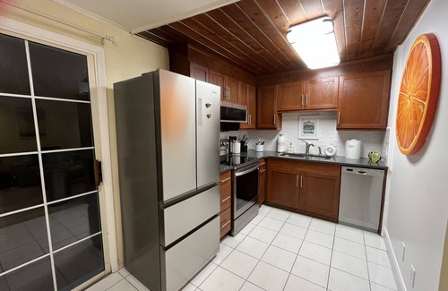College Park Cottage | THE HIDEAWAY AT COLLEGE PARK
