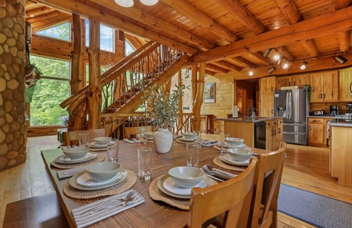 Logan Cabin | The Hideaway Hollow Lodge