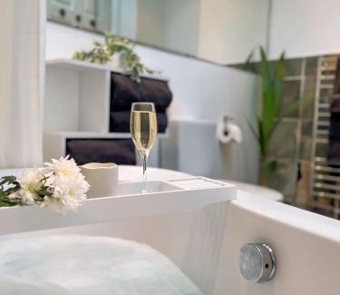 Gillingham House | The Hideout