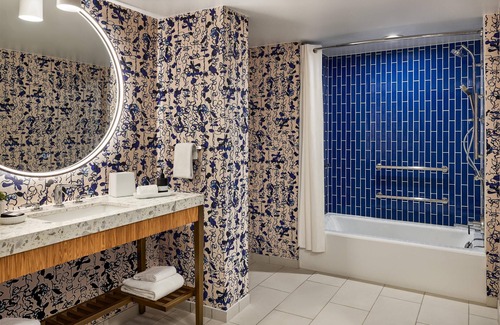 Glencoe Hotel | The Highland Dallas, Curio Collection by Hilton