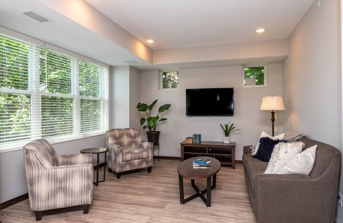 Merriam Park Apartment | The Highline Apartments - Built in 2021/22